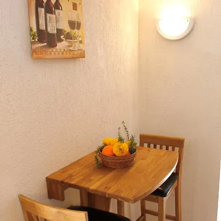 Bellavista Kriz Villa *